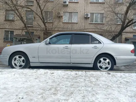 Mercedes-Benz E 320 1997 года за 3 800 000 тг. в Алматы – фото 5