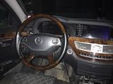 Mercedes-Benz S 350 2006 года за 7 500 000 тг. в Актобе – фото 5