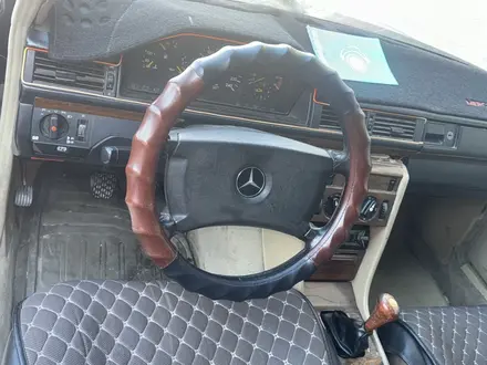 Mercedes-Benz E 230 1989 года за 600 000 тг. в Алматы