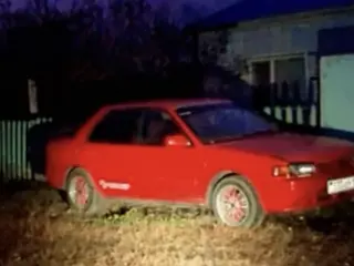 Mazda 323, 1993