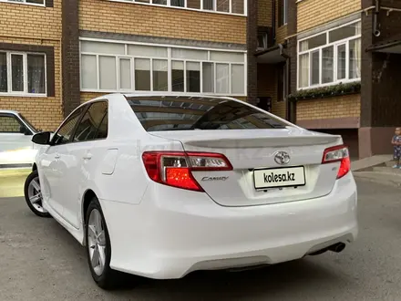 Toyota Camry 2013 года за 7 300 000 тг. в Уральск – фото 5