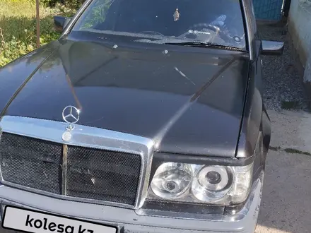 Mercedes-Benz E 230 1990 года за 2 200 000 тг. в Шымкент