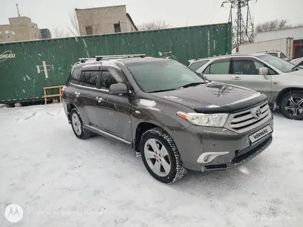 Toyota Highlander 2011 года за 11 500 000 тг. в Семей – фото 3