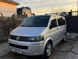 Volkswagen Multivan 2010 года за 12 500 000 тг. в Шымкент