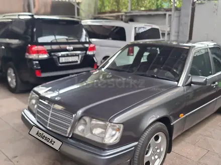 Mercedes-Benz E 280 1995 года за 12 000 000 тг. в Алматы – фото 23