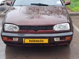 Volkswagen Golf 1993 годаүшін1 350 000 тг. в Караганда