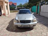 Mercedes-Benz C 260 2001 года за 2 200 000 тг. в Алматы – фото 2