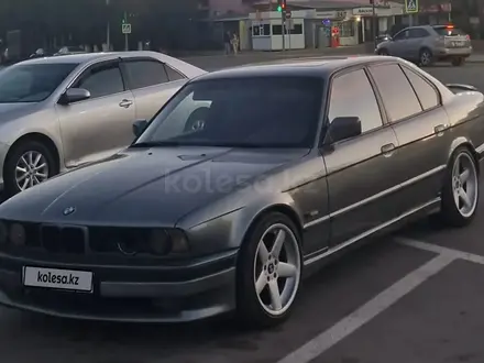 BMW 525 1994 года за 2 600 000 тг. в Жезказган