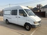 Mercedes-Benz Sprinter 1997 года за 3 850 000 тг. в Алматы – фото 2