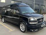 GMC Savana 2012 года за 26 000 000 тг. в Астана – фото 2