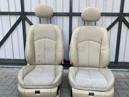 Сиденья передние 211 на Мерседес W211 за 1 000 тг. в Алматы