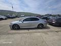 Toyota Camry 2019 года за 8 000 000 тг. в Атырау – фото 4