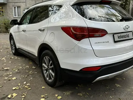 Hyundai Santa Fe 2014 года за 9 600 000 тг. в Алматы – фото 6