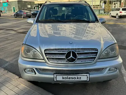 Mercedes-Benz ML 320 2001 года за 4 300 000 тг. в Астана – фото 2