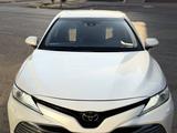 Toyota Camry 2020 года за 13 150 000 тг. в Шымкент