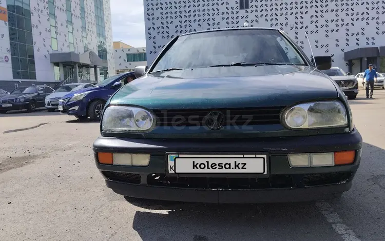 Volkswagen Golf 1996 годаүшін1 700 000 тг. в Астана