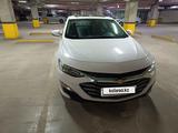 Chevrolet Malibu 2022 годаүшін12 300 000 тг. в Алматы – фото 2