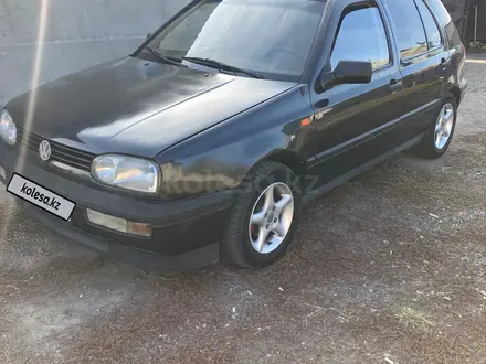 Volkswagen Golf 1993 года за 1 400 000 тг. в Алматы – фото 3