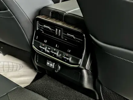 Toyota Land Cruiser Prestige Off-Road 2026 года за 63 470 000 тг. в Усть-Каменогорск – фото 24