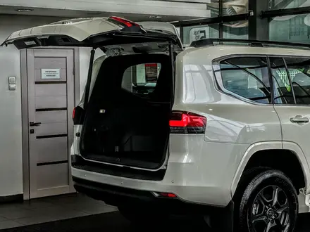 Toyota Land Cruiser Prestige Off-Road 2026 года за 63 470 000 тг. в Усть-Каменогорск – фото 9