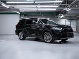 Toyota Highlander Luxe 2025 года за 28 500 000 тг. в Алматы – фото 5