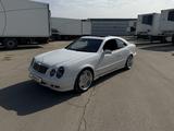 Mercedes-Benz CLK 320 2001 года за 4 444 444 тг. в Алматы – фото 3