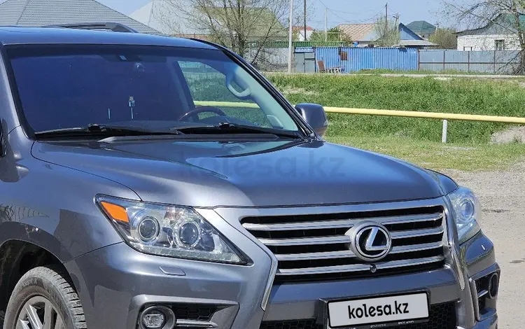Lexus LX 570 2015 годаүшін26 000 000 тг. в Алматы