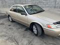 Toyota Camry 1998 года за 3 300 000 тг. в Шымкент – фото 2