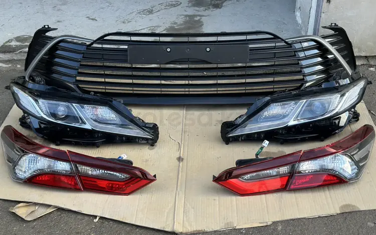 Фары Camry 75 оригинал за 110 000 тг. в Актау