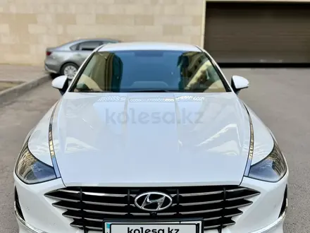 Hyundai Sonata 2022 года за 13 600 000 тг. в Астана – фото 3