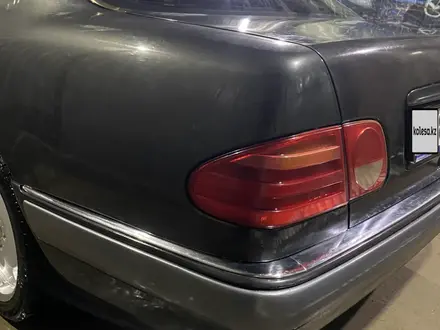 Mercedes-Benz E 280 1996 года за 3 300 000 тг. в Алматы