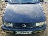 Volkswagen Passat 1994 года за 1 400 000 тг. в Атырау – фото 3