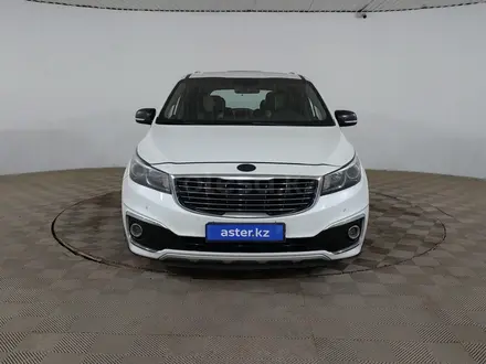 Kia Carnival 2017 года за 8 990 000 тг. в Шымкент – фото 2