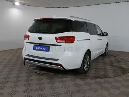 Kia Carnival 2017 года за 8 990 000 тг. в Шымкент – фото 5
