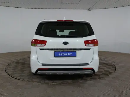 Kia Carnival 2017 года за 8 990 000 тг. в Шымкент – фото 6