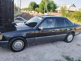 Mercedes-Benz E 200 1990 года за 800 000 тг. в Шымкент – фото 2