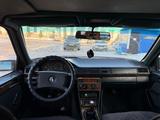 Mercedes-Benz E 230 1989 годаfor700 000 тг. в Караганда – фото 4