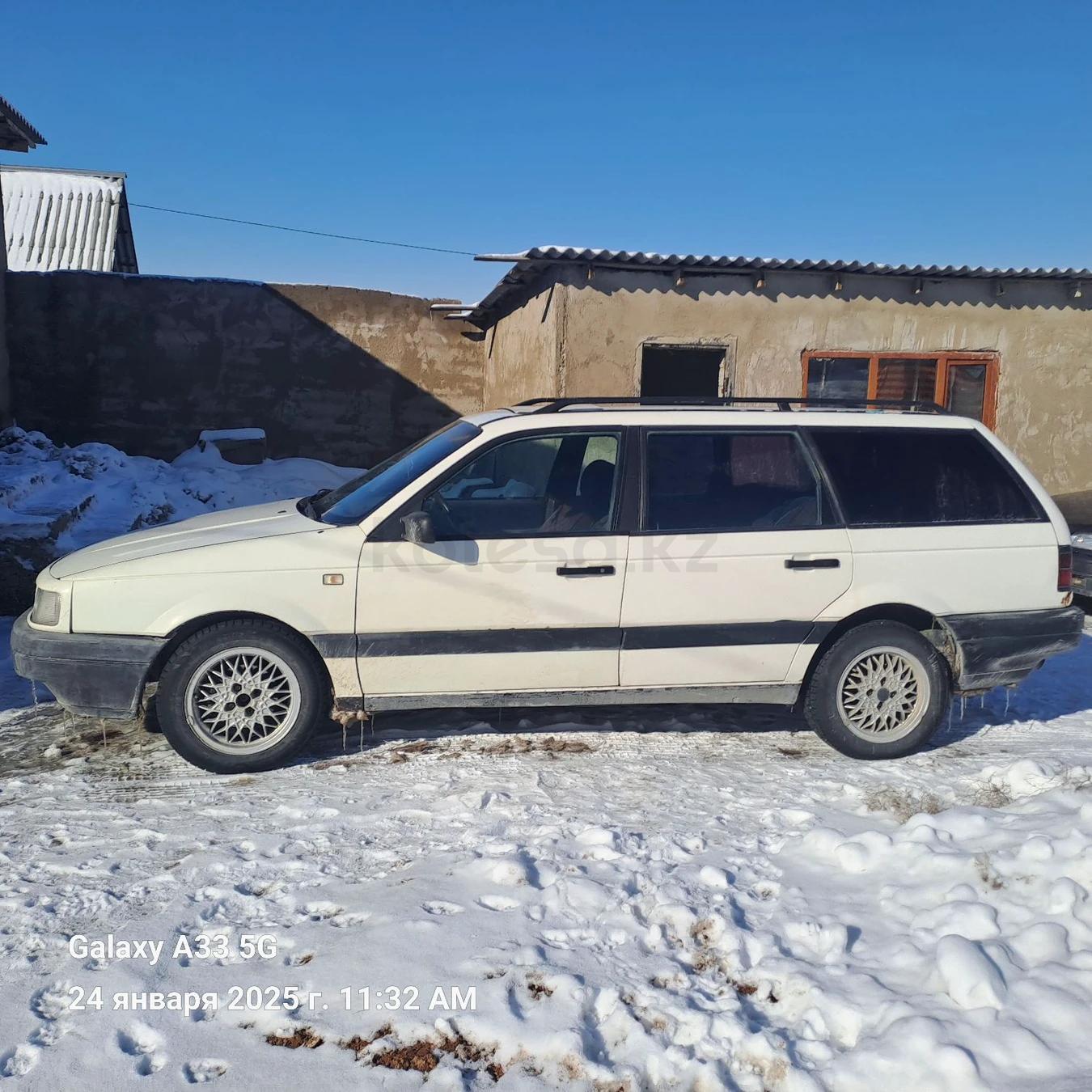 Volkswagen Passat 1992 г.