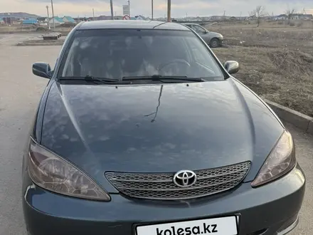 Toyota Camry 2004 года за 3 900 000 тг. в Усть-Каменогорск – фото 2