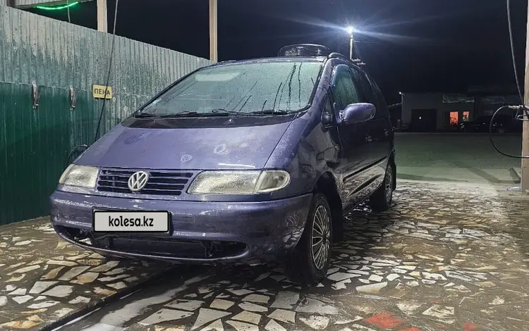 Volkswagen Sharan 1996 года за 1 706 407 тг. в Шымкент