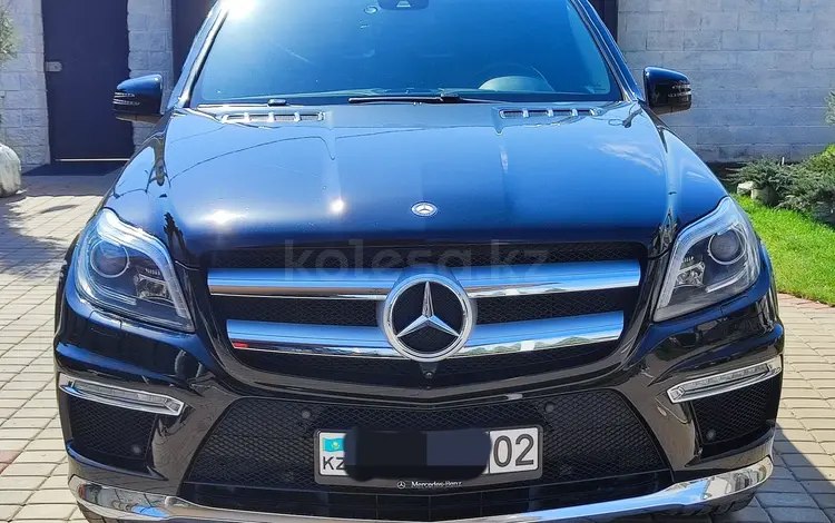 Mercedes-Benz GL 500 2014 годаfor19 500 000 тг. в Алматы