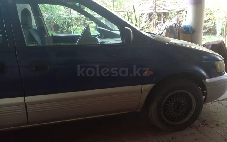 Mitsubishi Space Runner 1995 года за 800 000 тг. в Алматы