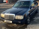 Mercedes-Benz E 230 1991 годаүшін700 000 тг. в Алматы – фото 2