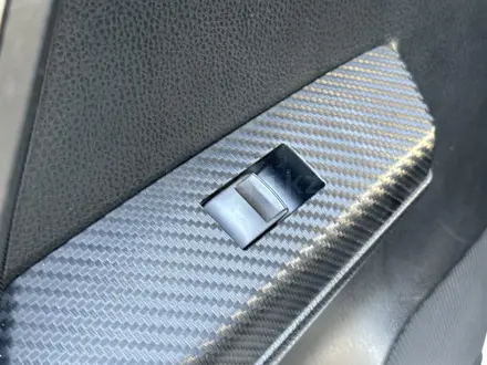 Toyota RAV4 2015 года за 9 700 000 тг. в Актобе – фото 11