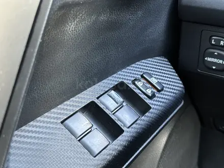 Toyota RAV4 2015 года за 9 700 000 тг. в Актобе – фото 18