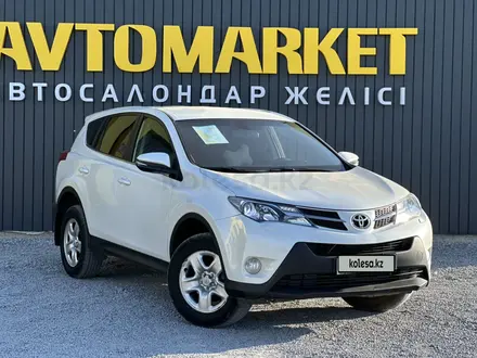 Toyota RAV4 2015 года за 9 700 000 тг. в Актобе – фото 2
