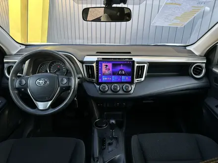 Toyota RAV4 2015 года за 9 700 000 тг. в Актобе – фото 9