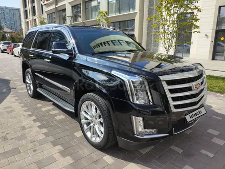 Cadillac Escalade 2019 года за 34 000 000 тг. в Алматы