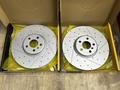Усиленные тормозные диски с колодками за 80 000 тг. в Алматы