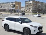 Toyota Highlander 2022 годаүшін23 200 000 тг. в Актау – фото 2
